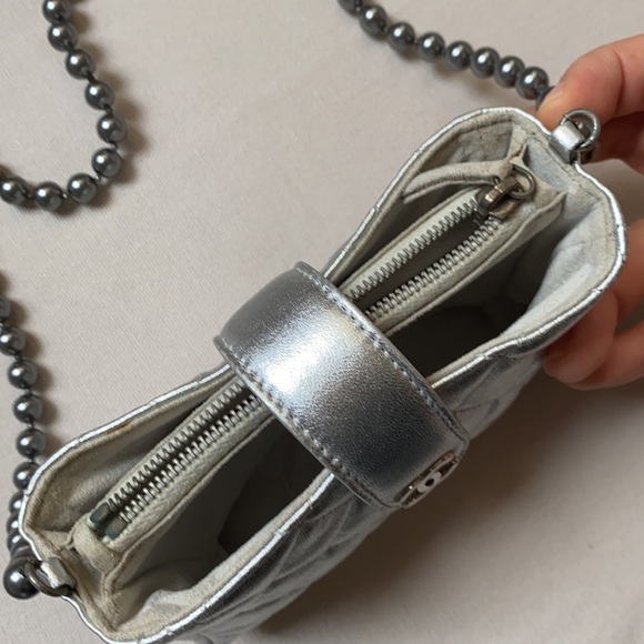 Chanel quilted lambskin mini pearl chain crossbody card case coin purse - Picture 4 of 11